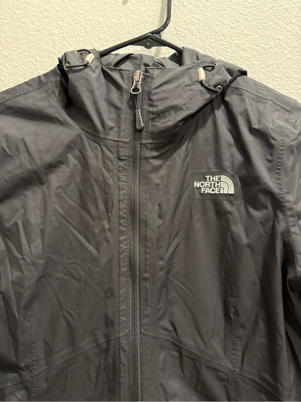The North Face Black Hooded Rain Jacket - Picture 2 of 7